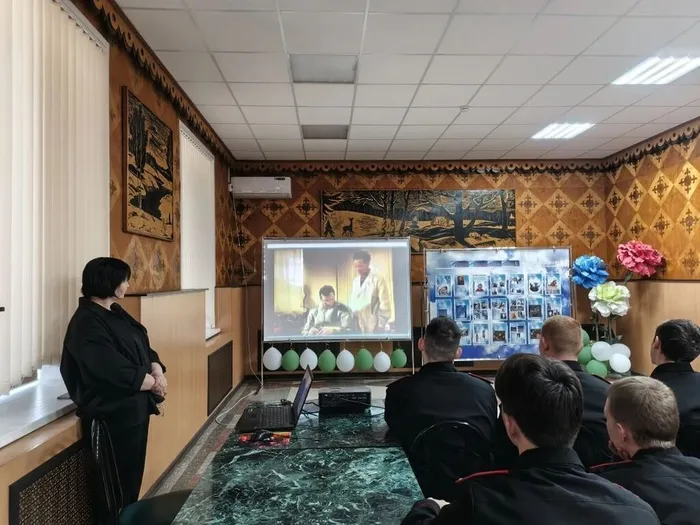 e5f8394c-11a9-4c72-beed-c5c3397226d1